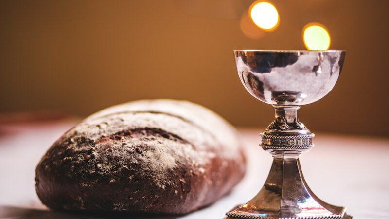 Naczynia liturgiczne – co warto o nich wiedzieć?