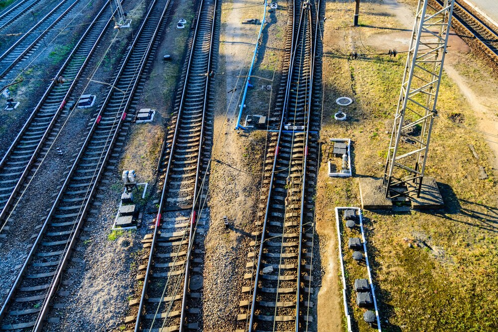 61 milionów euro na modernizację linii kolejowej Gdynia-Słupsk: szybsze pociągi i lepsza infrastruktura!