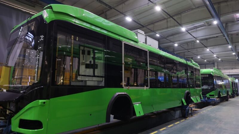 Autobusy zamiast pociągów: Modernizacja linii Słupsk-Lębork wstrzymuje ruch kolejowy