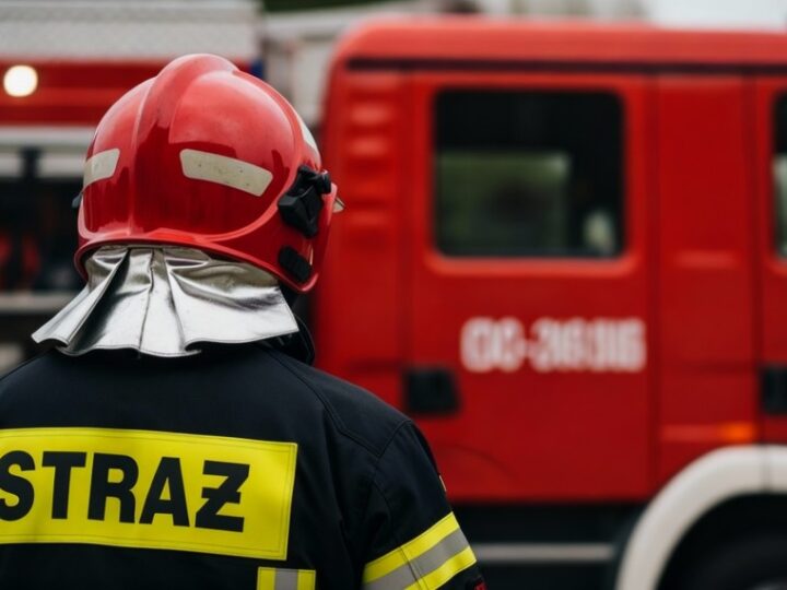 Ewakuacja w Słonowicach: strażacy testują bezpieczeństwo uczniów w szkole
