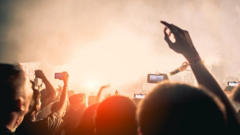 Festiwal Talentów w Redzikowie: Sztuka łączy pokolenia i społeczność