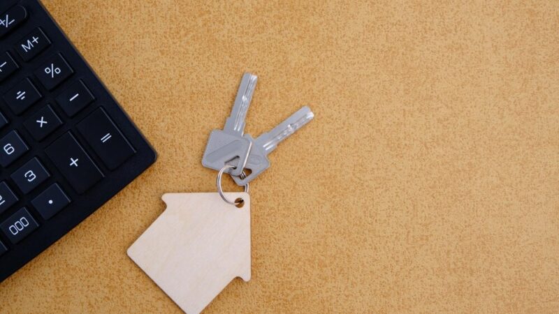 Klucze do nowych mieszkań w Kępicach – mieszkańcy spełniają marzenia!