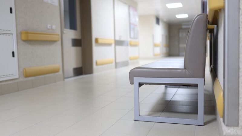 Darmowe badania densytometryczne w Kobylnicy: mieszkańcy dbają o zdrowie kości