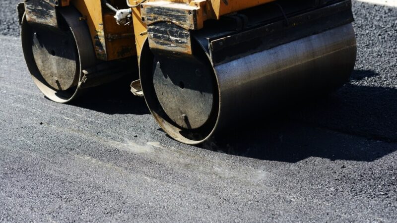 Zimowe utrzymanie dróg w Potęgowie – jak działa Zakład Usług Publicznych?