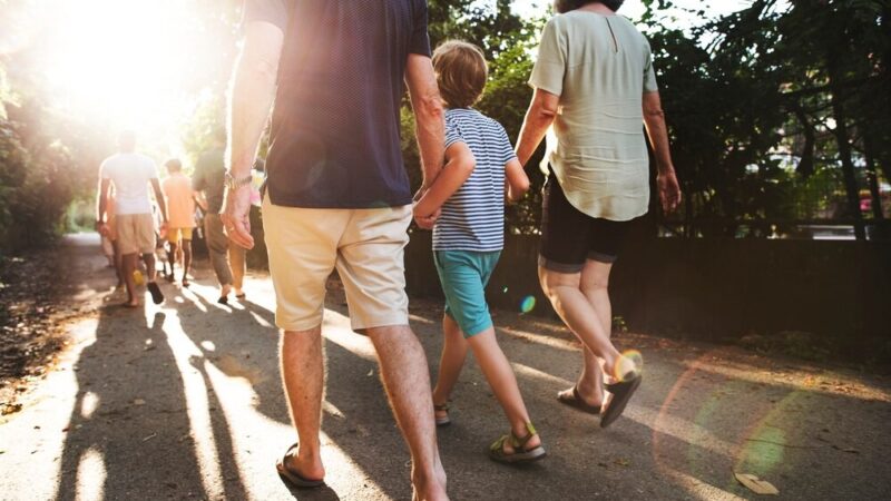 Pan Feliks z Wrześcia świętuje 90. urodziny w gronie rodziny i przyjaciół