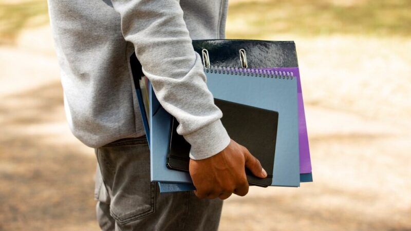 Młodzi recytatorzy z Kępic oczarowali na gminnym konkursie poezji