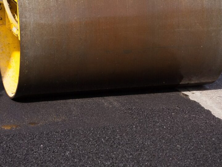 Przebudowa drogi w Potęgowie: umowa podpisana na nową gminną trasę