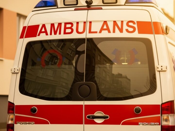 Defibrylatory ratują życie w Dębnicy Kaszubskiej: nowa inwestycja dla mieszkańców