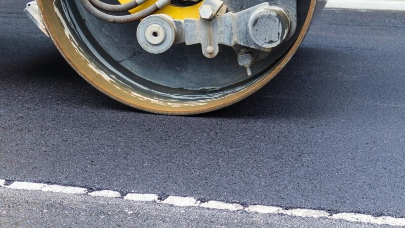 Prace drogowe powodują objazdy na trasie Żelkowo – Świecichowo