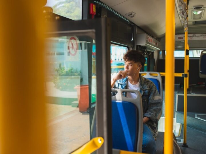 Nowe wiaty przystankowe – lokalna legenda w Główczycach!