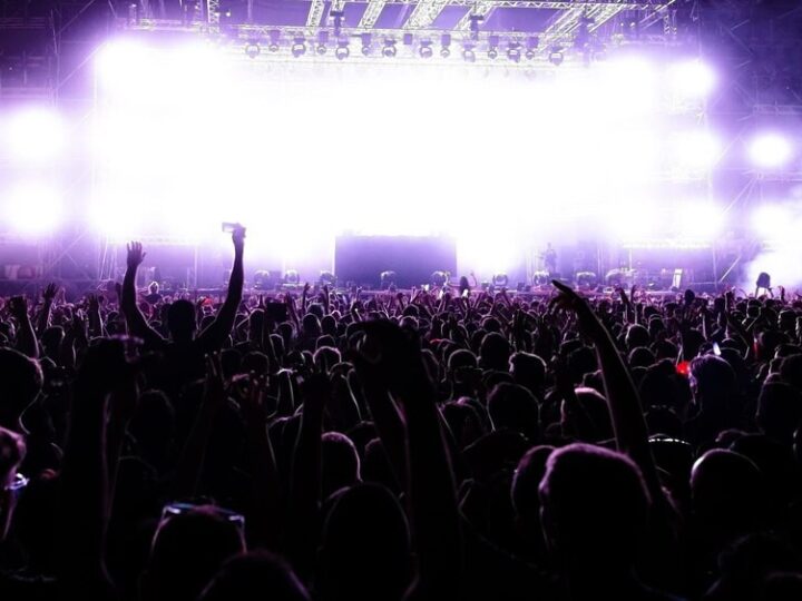 Integracja i radość na festynie „Świat SuperMocnych” w Kobylnicy