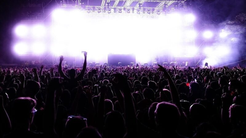 Integracja i radość na festynie „Świat SuperMocnych” w Kobylnicy