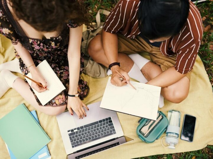 Uczniowie z Siemianic zwiedzają urząd w Redzikowie i odkrywają jego tajniki