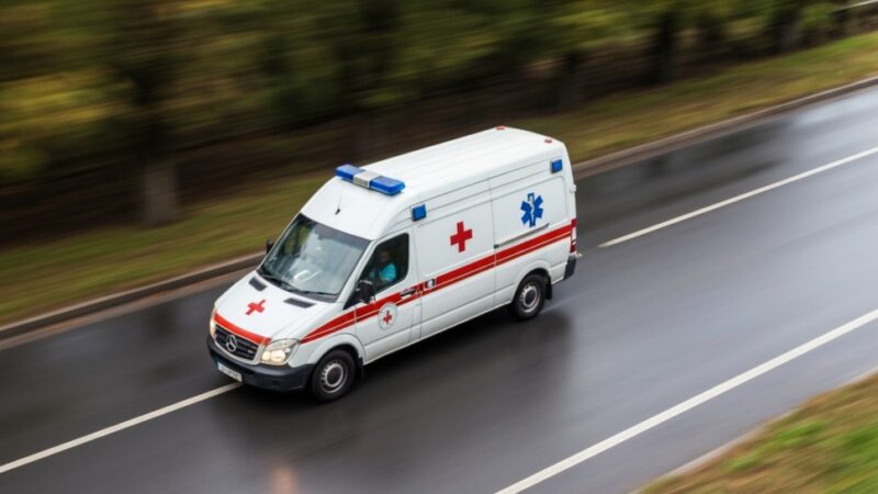 Nowy ambulans w Ustce: Bezpieczeństwo mieszkańców na wyższym poziomie