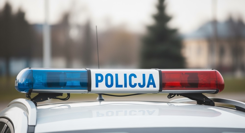 Policjanci edukują niewidomych o zagrożeniach w sieci