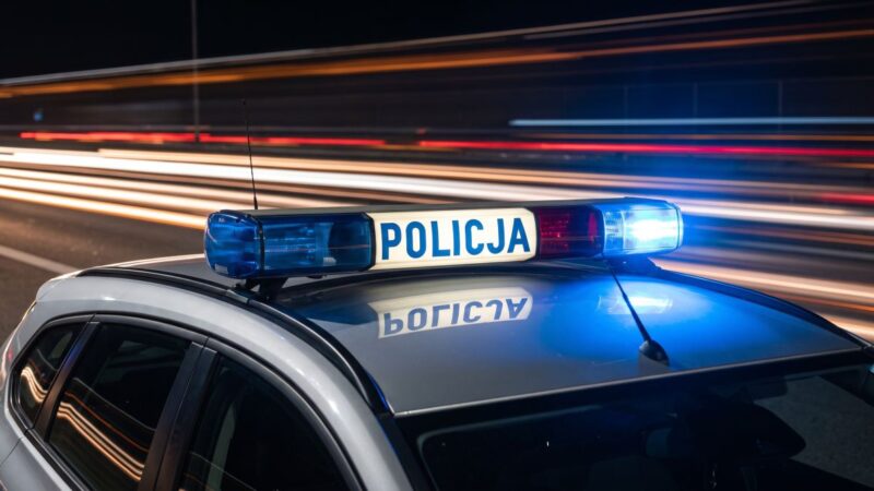Pijany motocyklista zatrzymany podczas mycia crossa na stacji benzynowej